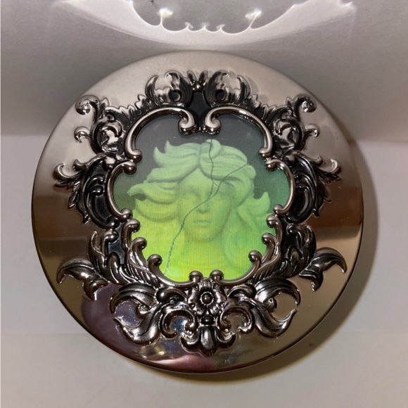 Bath & Body Works Candy Apple Cauldron Scented Candle 3 Wick Halloween Siren Lid - Picture 3 of 6